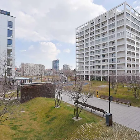Urban Hideout With Free Parking Apartment *