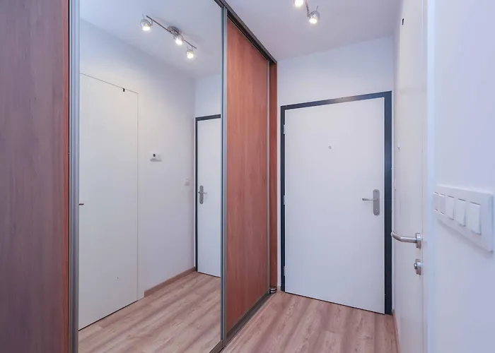 Urban Hideout With Free Parking Apartament